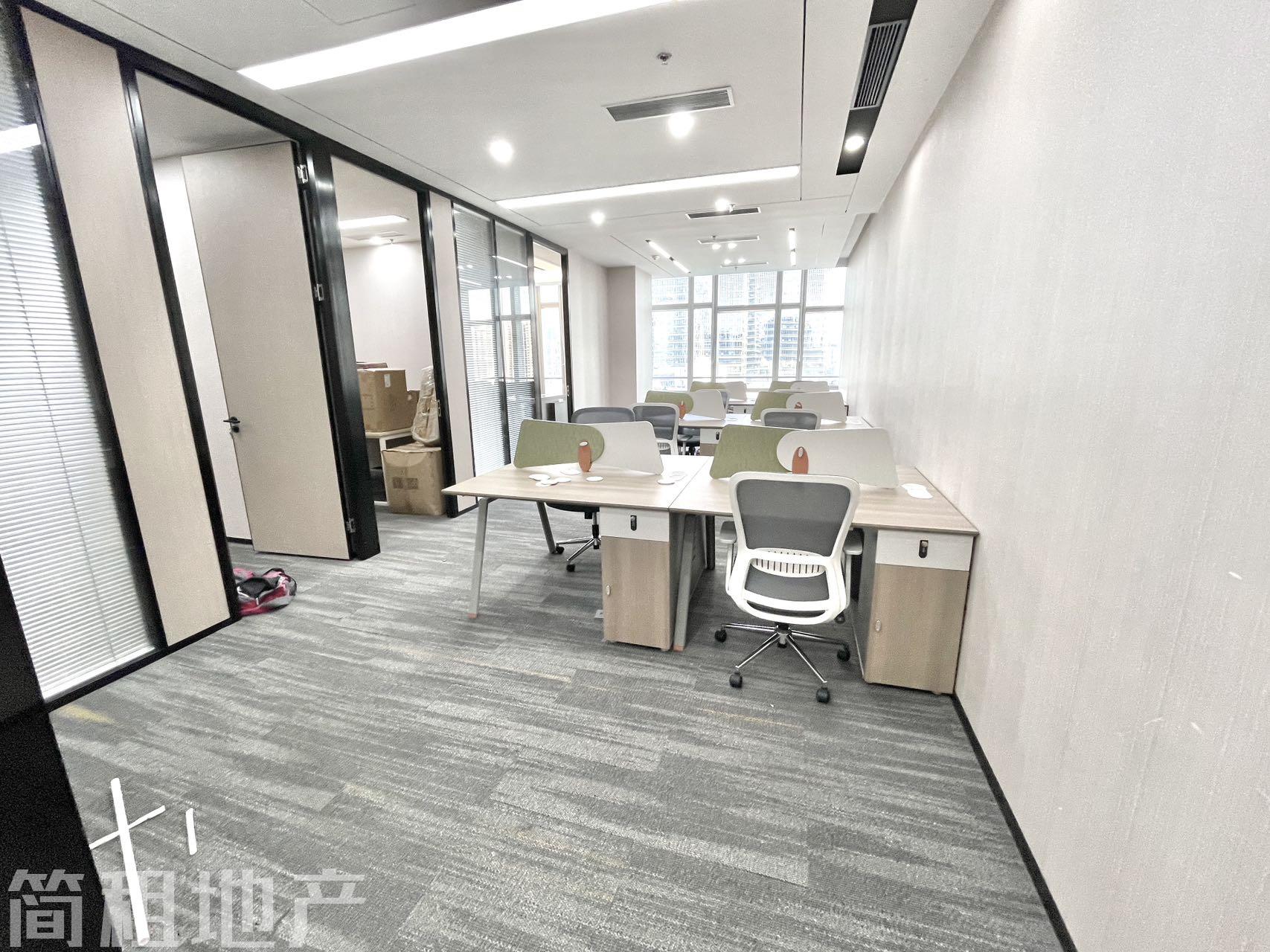  户型方正 采光好 带办公家具 讯美科技广场
