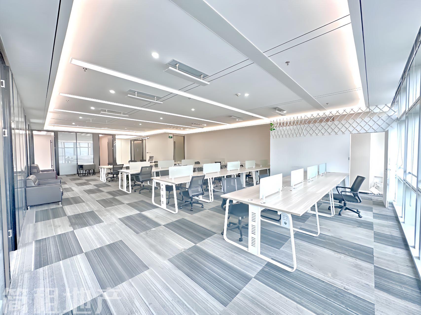一手直租 双面采光 带办公家具 讯美科技广场