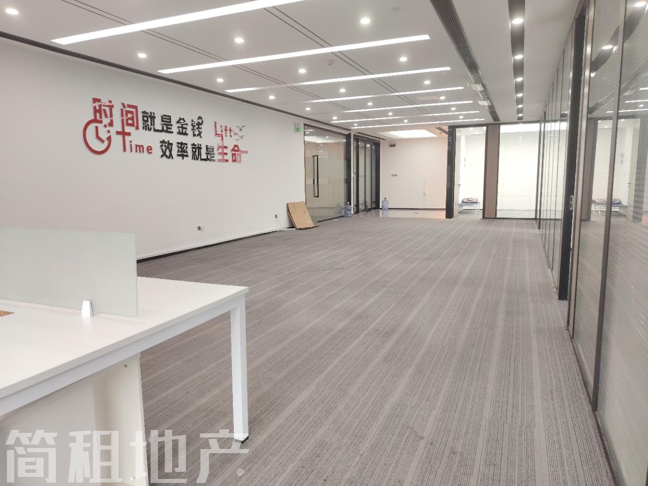 精装 户型方正 双面采光 视野好  双地铁 西北工业大学 
