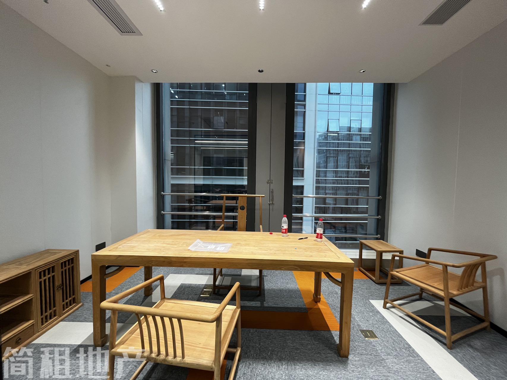 带公共配套 精装小户型 双地铁口 北理工创新大厦