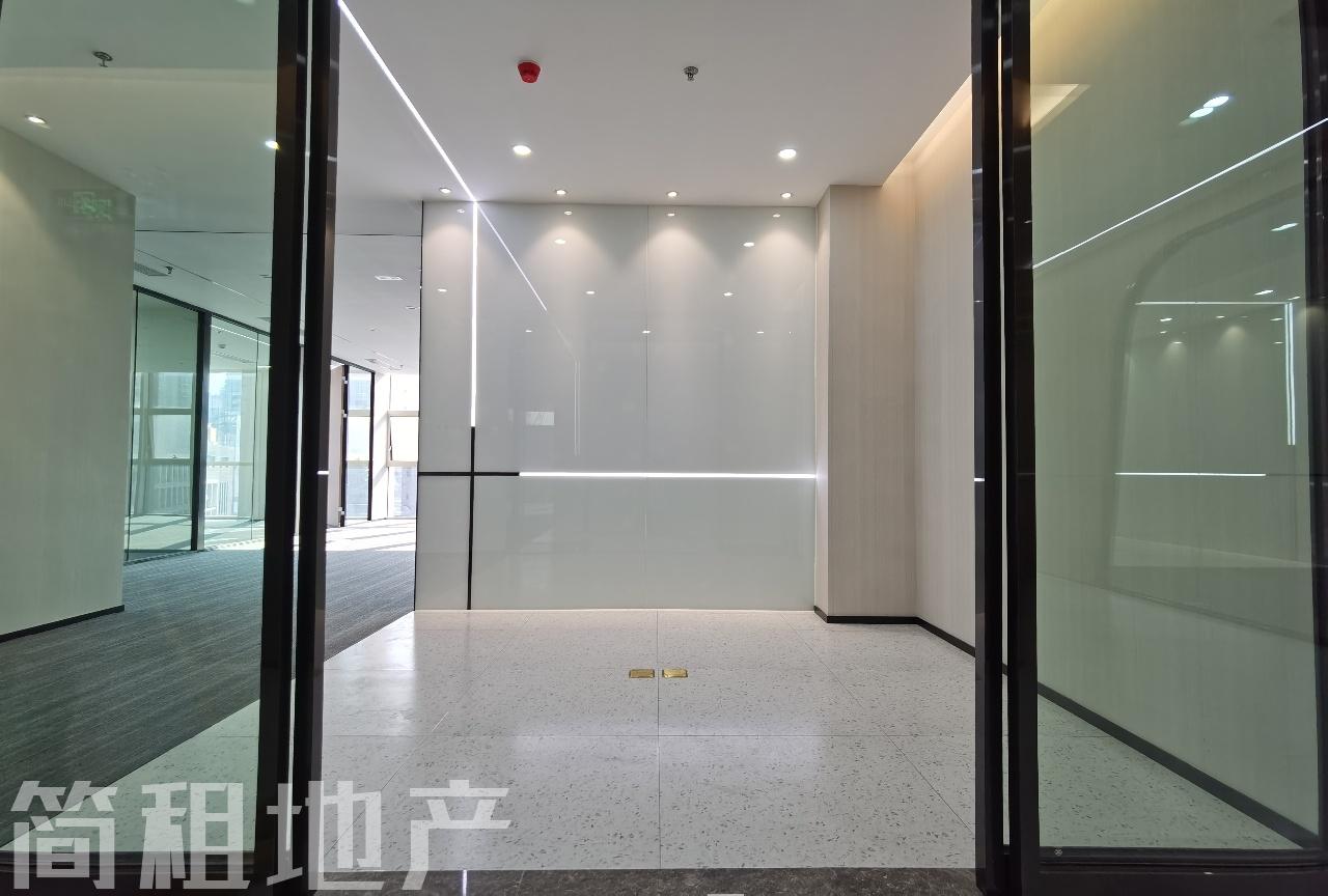户型方正 带家具 楼下就是花园 华中科技大学