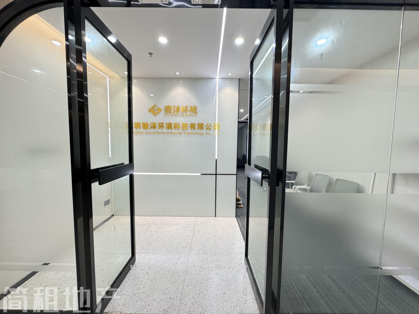 带前台 带家具 楼下就是花园 华中科技大学