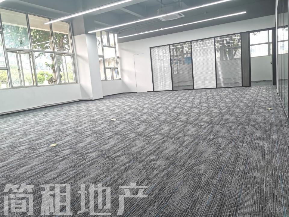 双面采光 可上下水 1楼物业 三面采光 中钢大厦