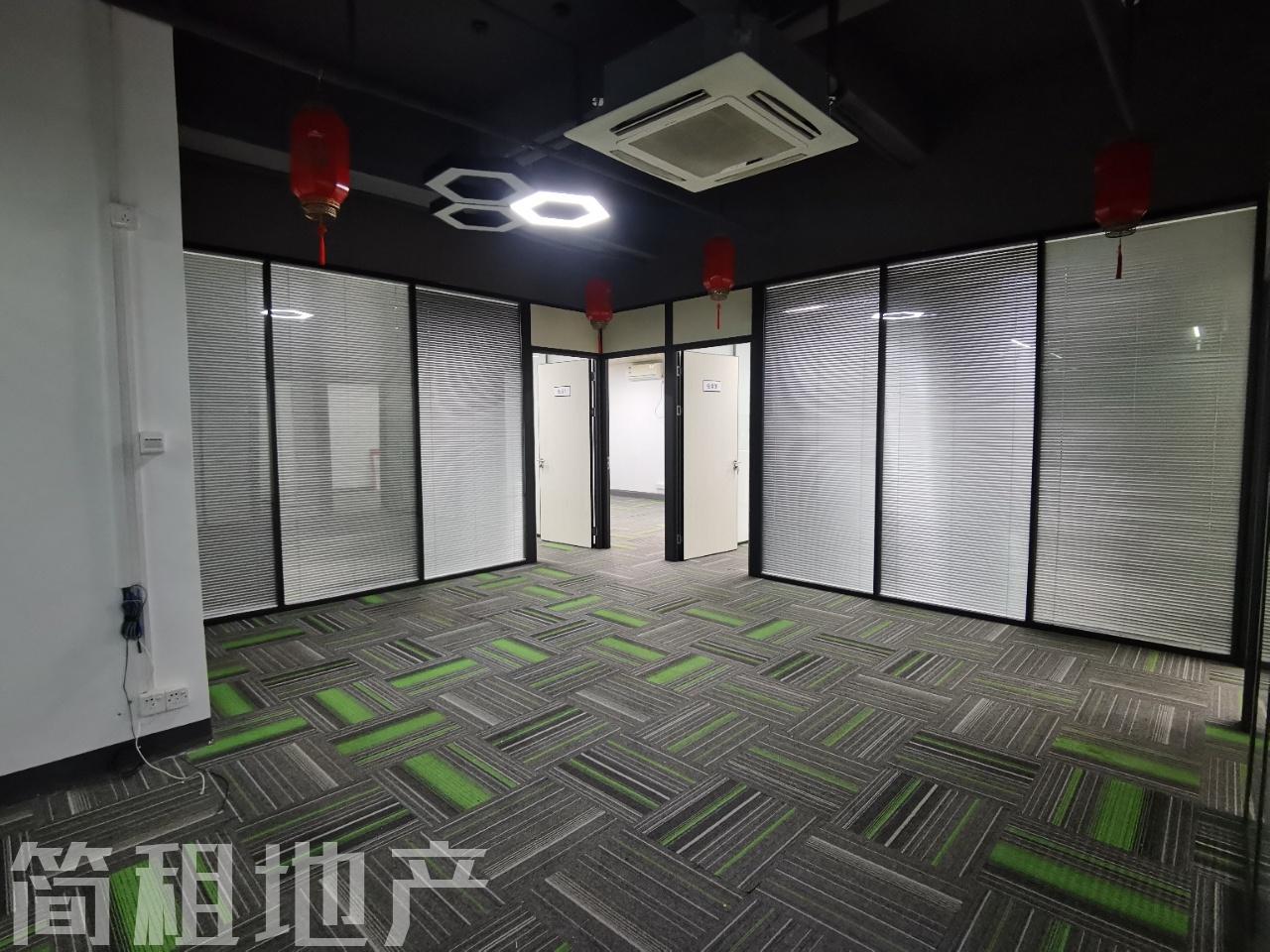 隔间多 带公共配套 聚创金谷创意园 双地铁 