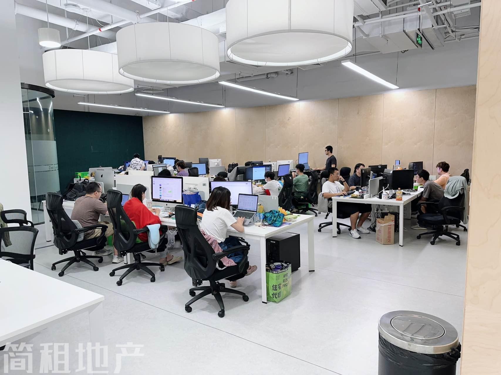 享补贴 100%使用率 万科·设计公社 低密度园区 环境好