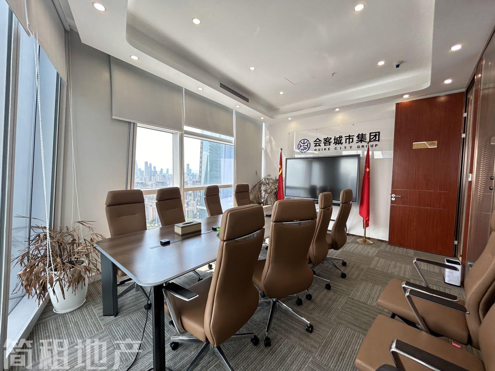 带家具 一手直租 房产证面积 卓越前海壹号 周边配套成熟_简租地产