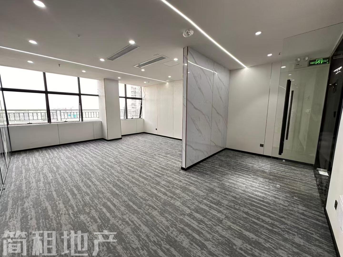 5号线 大小可选 新装修 中粮商务公园 园区环境好