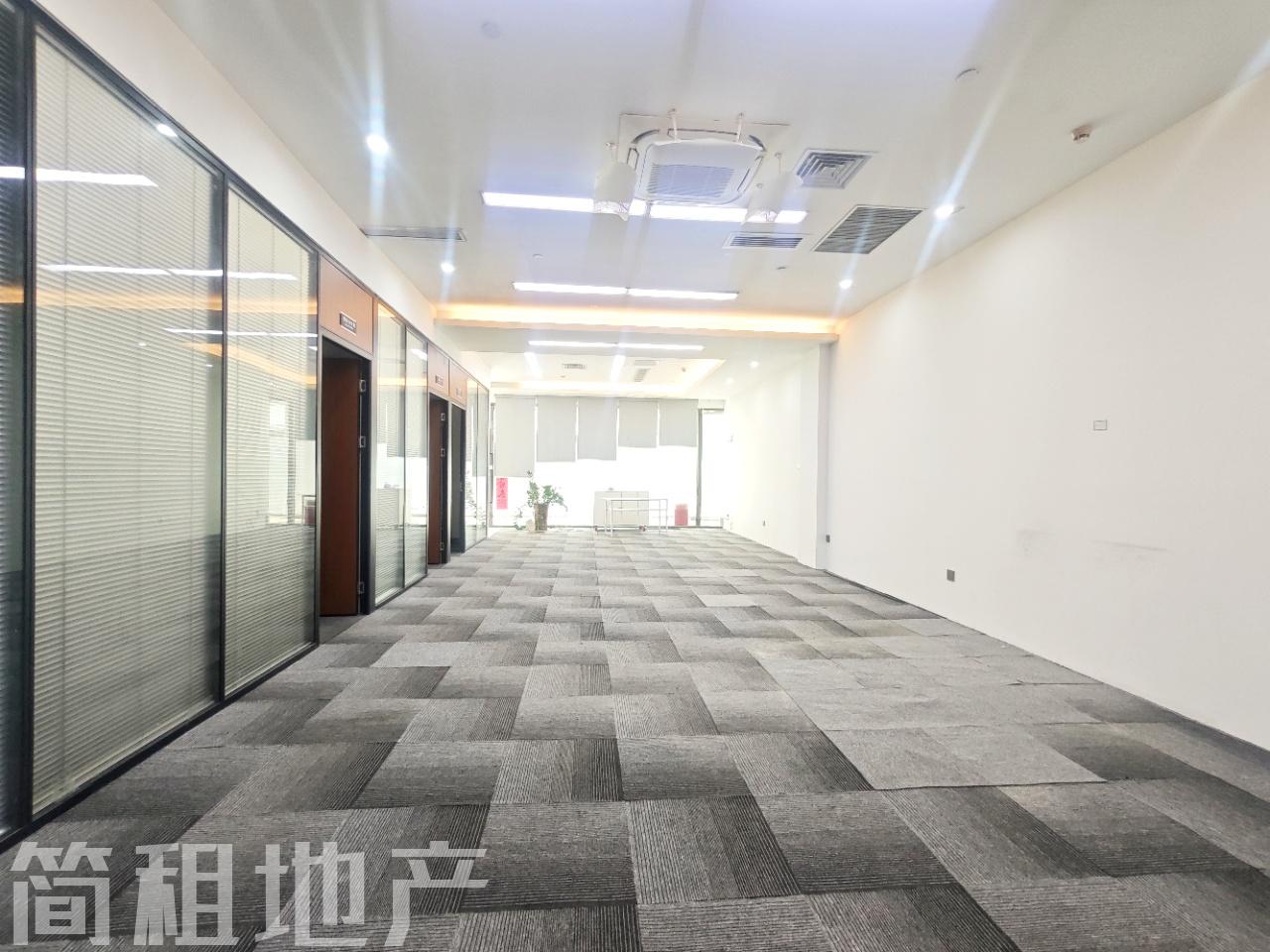 精装 户型方正 大小均有 精装 近地铁 天欣大厦
