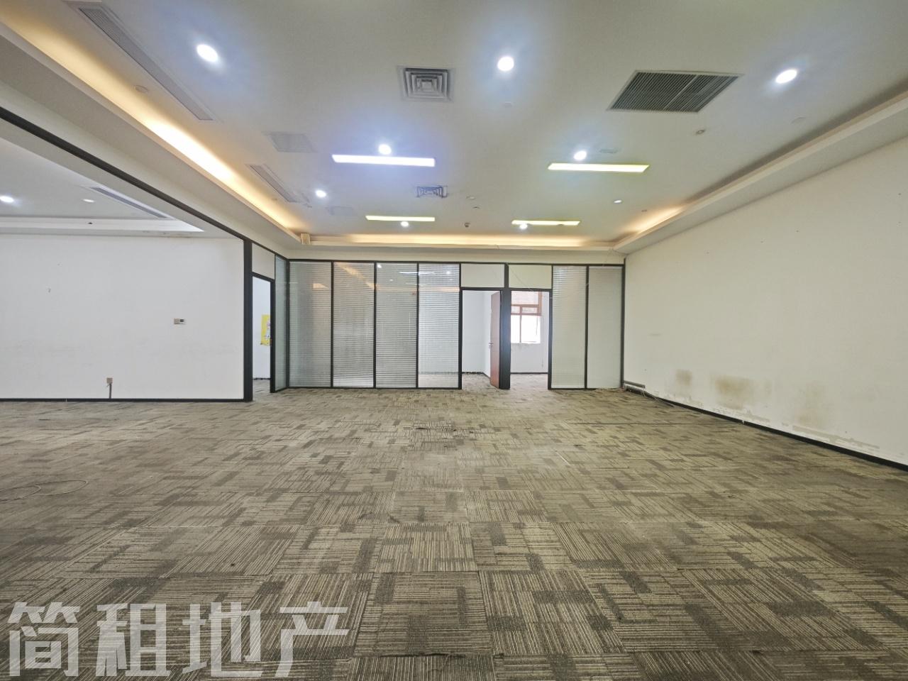 大前台 方正 大小均有 精装 近地铁 天欣大厦
