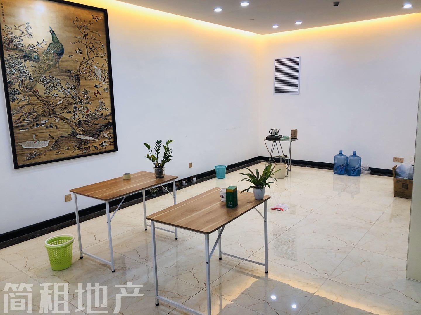 特价出租 大小均有 精装 近地铁 天欣大厦
