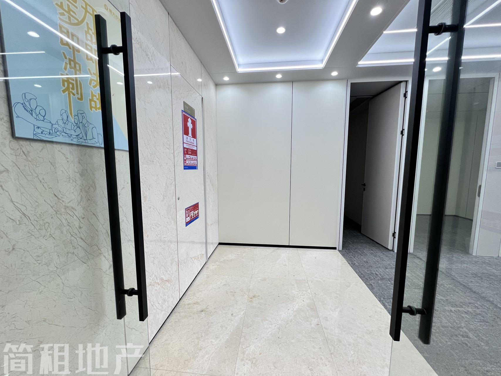 高区 视野好 精装 国际金融科技城 周边配套成熟