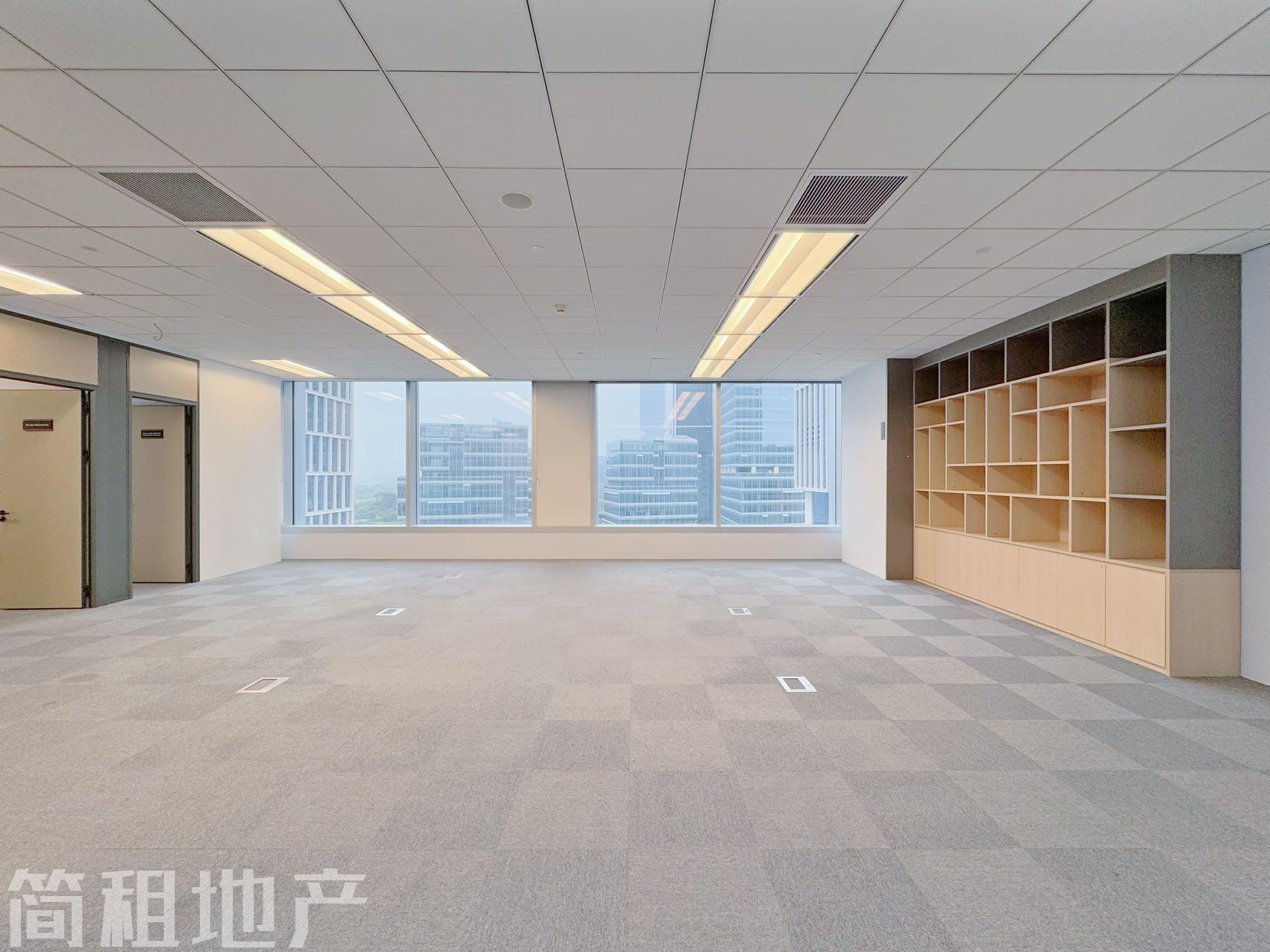 使用率7成 前海嘉里中心双面采光 精装超大景观面