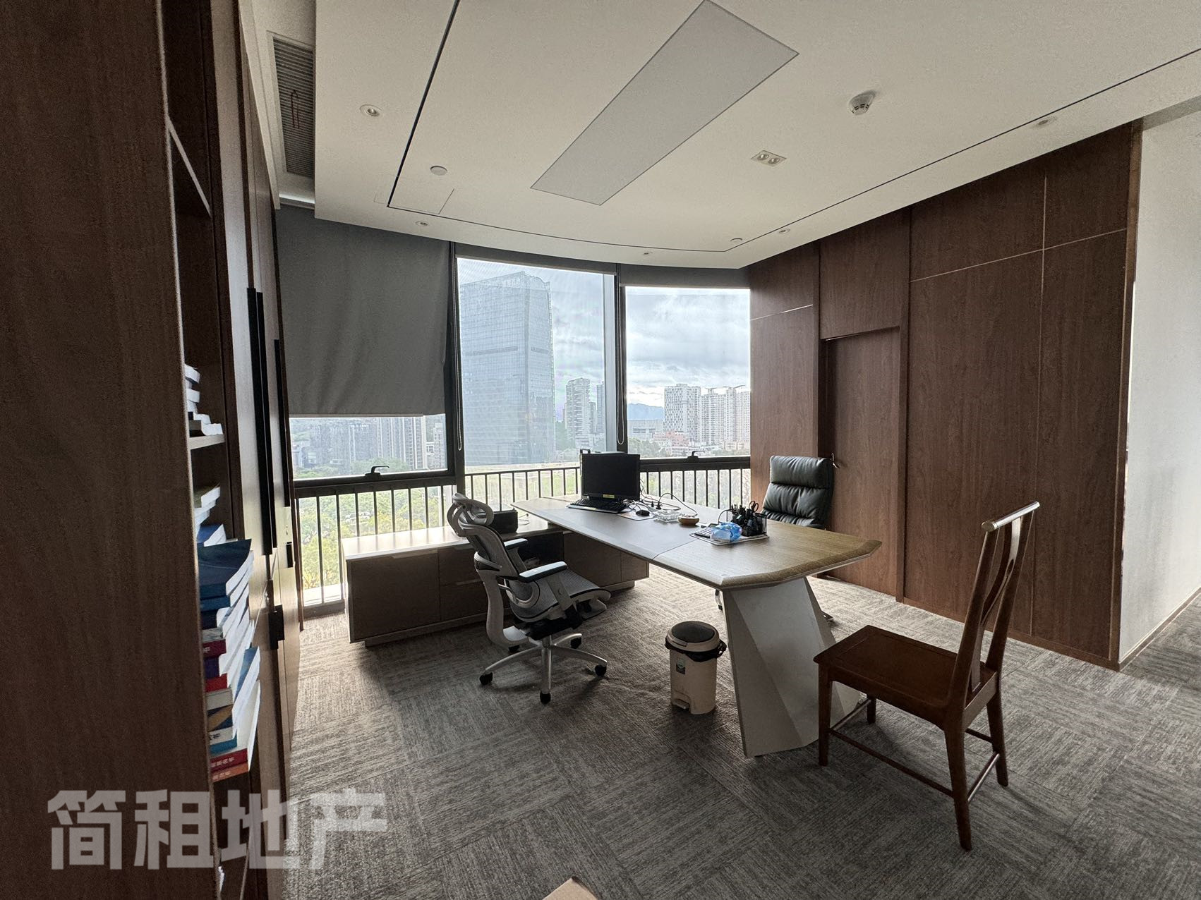 金迪世纪大厦 地铁口近 一手精装 高使用率 