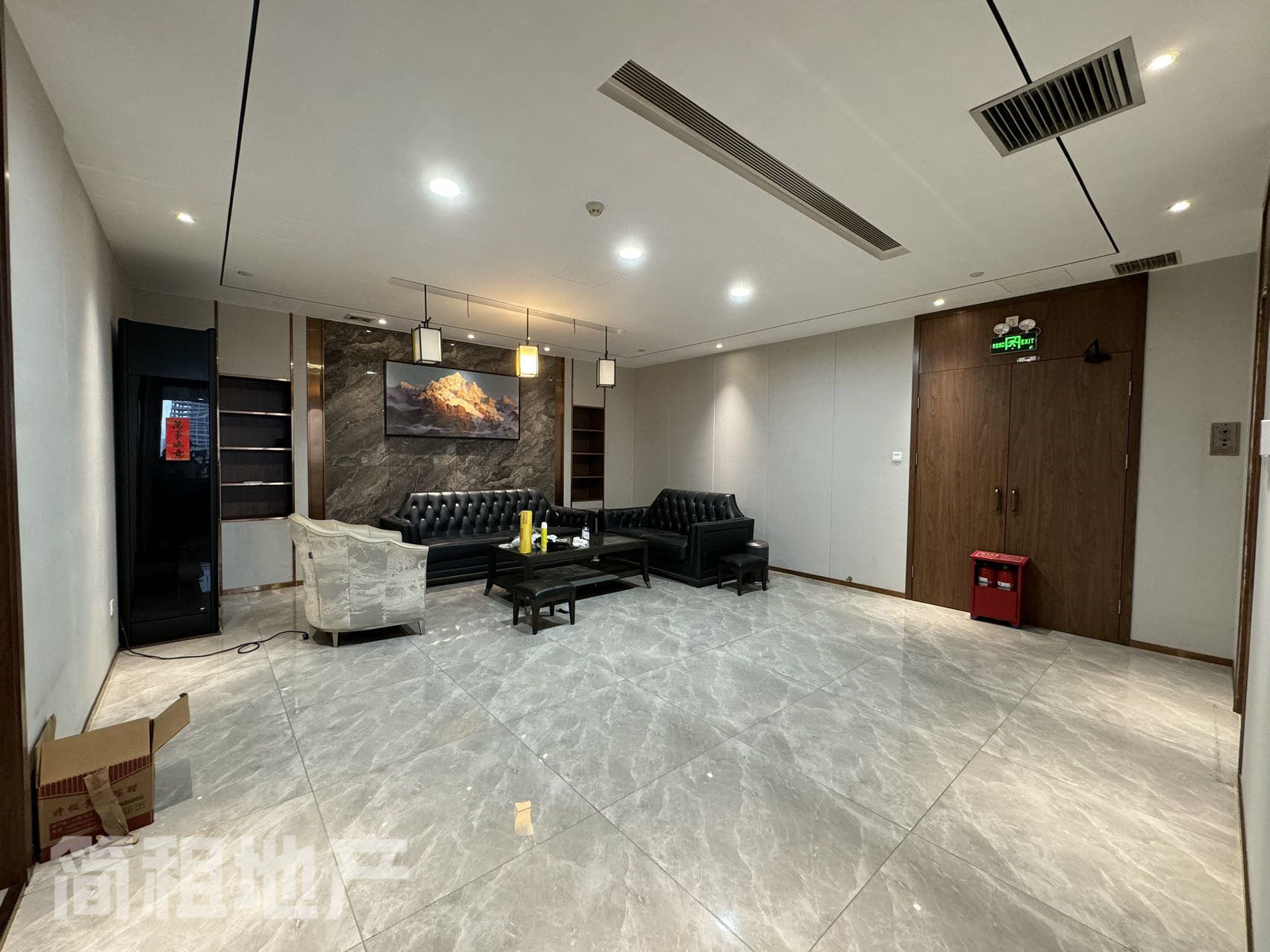 金迪世纪大厦 地铁口近 一手精装 高使用率 