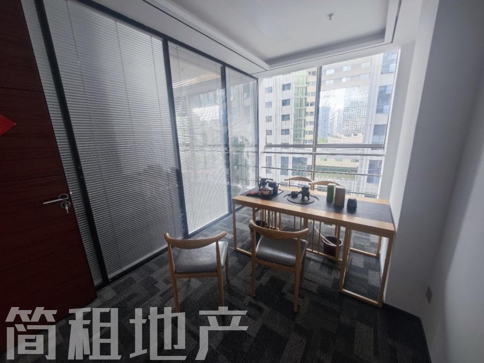 大小均有 高性价比 东南采光  一手使用率 带办公家具 北航大厦