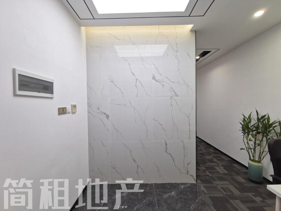 带家具 一手高使用率 大族创新大厦 带公共配套 24小时空调