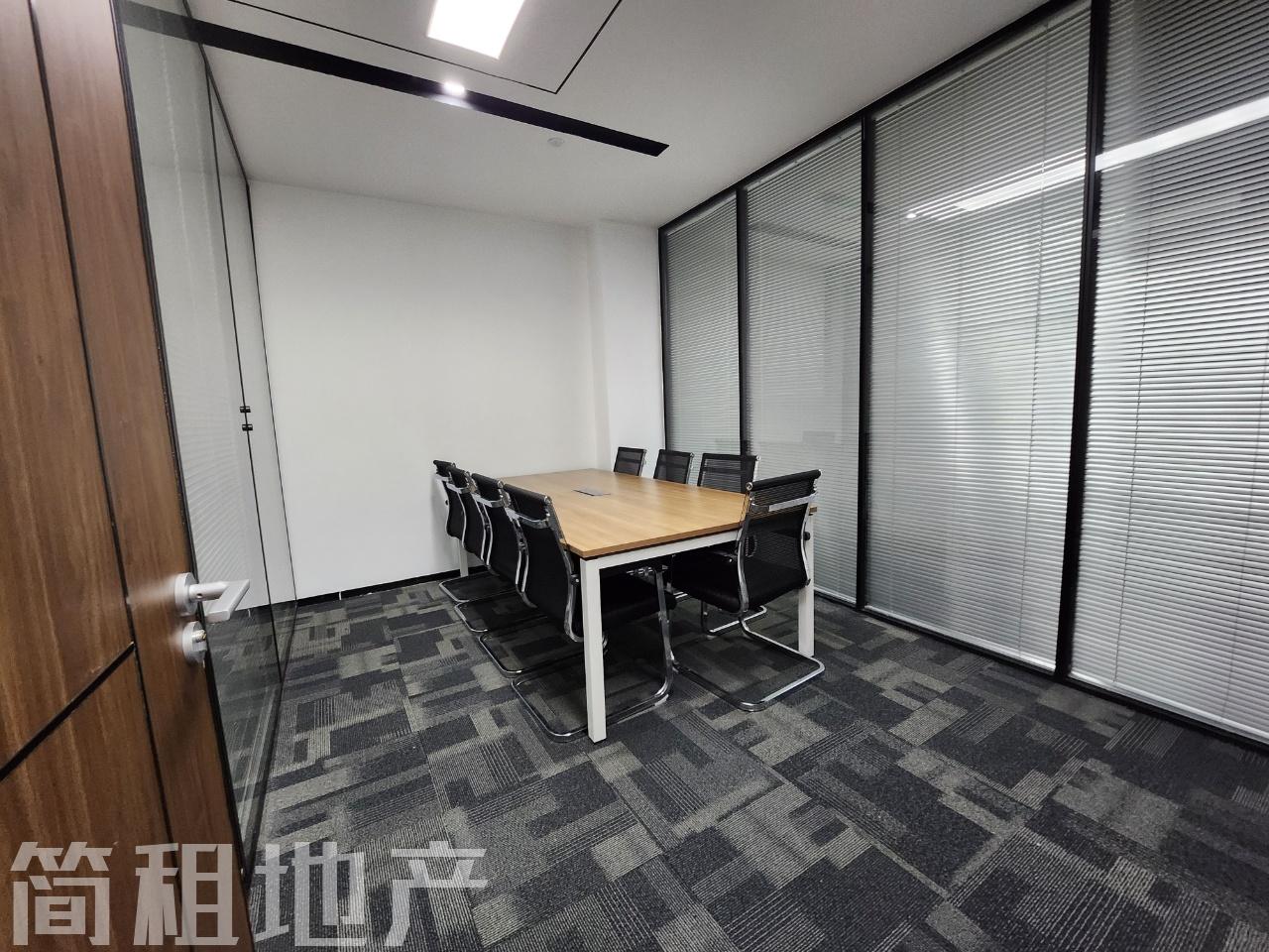 6个房间  一手高使用率 大族创新大厦 带公共配套 24小时空调