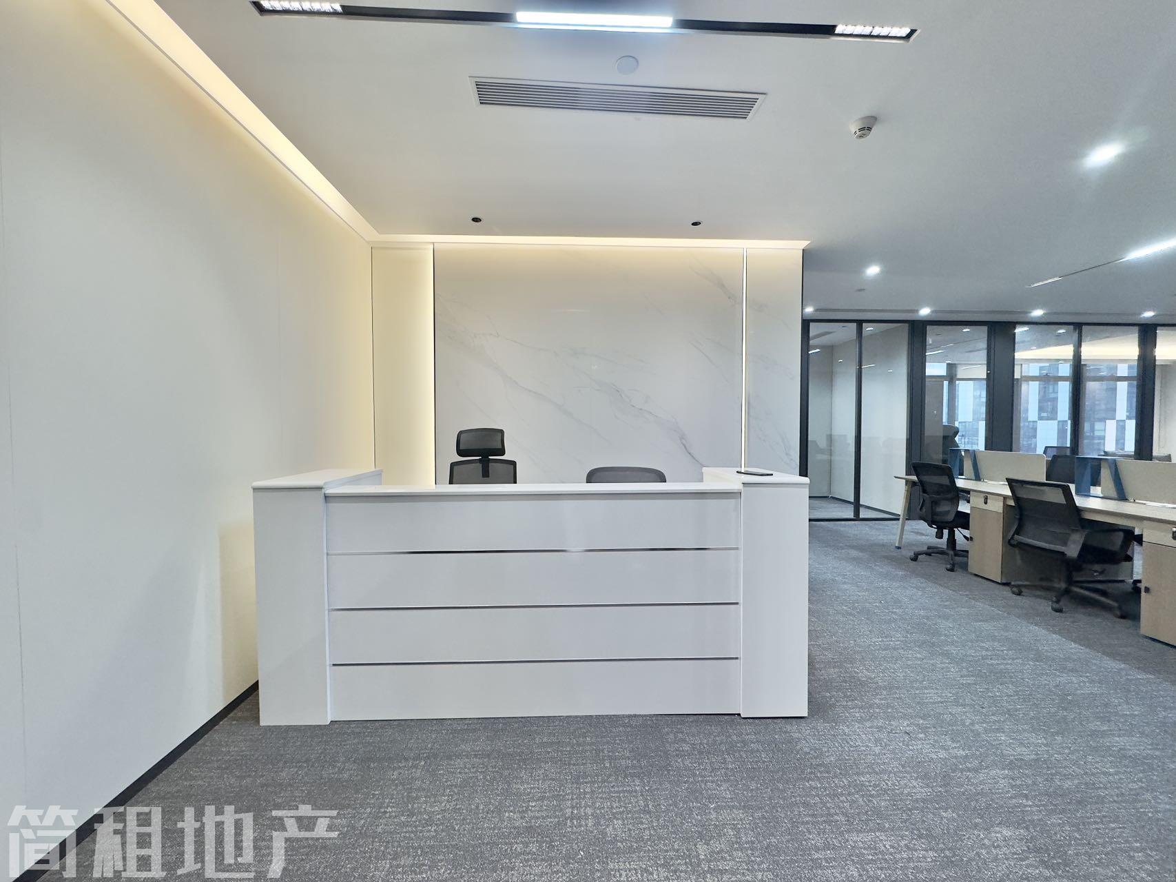 正电梯口 全套家具 隔间 楼下就是地铁 豪威科技大厦