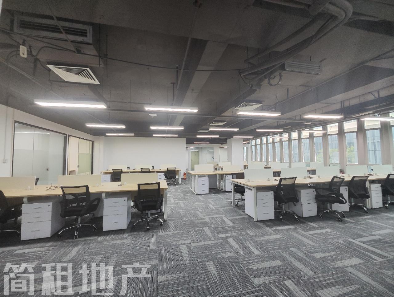 骨折价 49租金 2万4租金 490平双地铁  软件产业基地