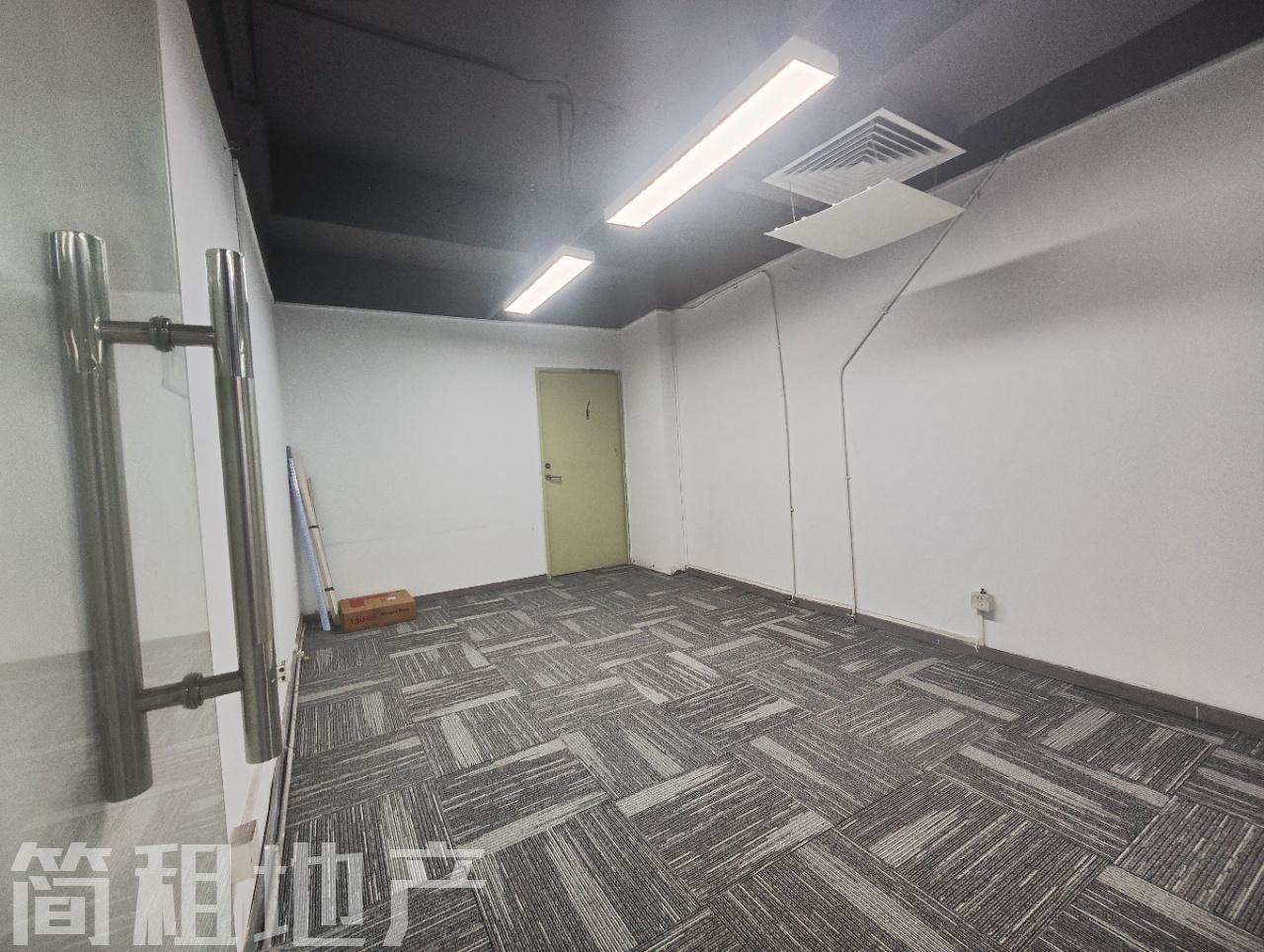 骨折价 49租金 2万4租金 490平双地铁  软件产业基地