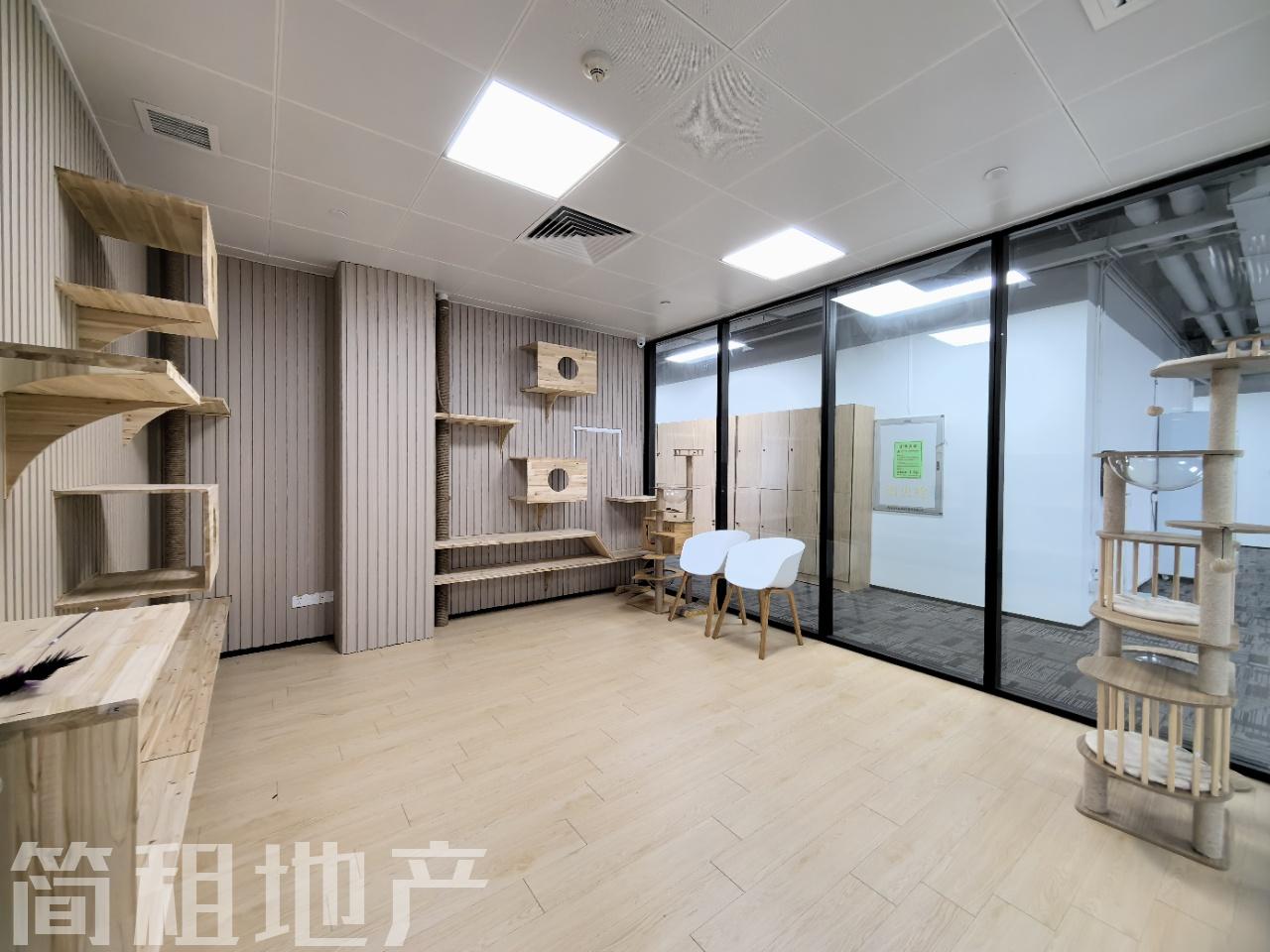 12个月免租期 杀疯了 带阳台 带家具 80%使用率 科兴科学园