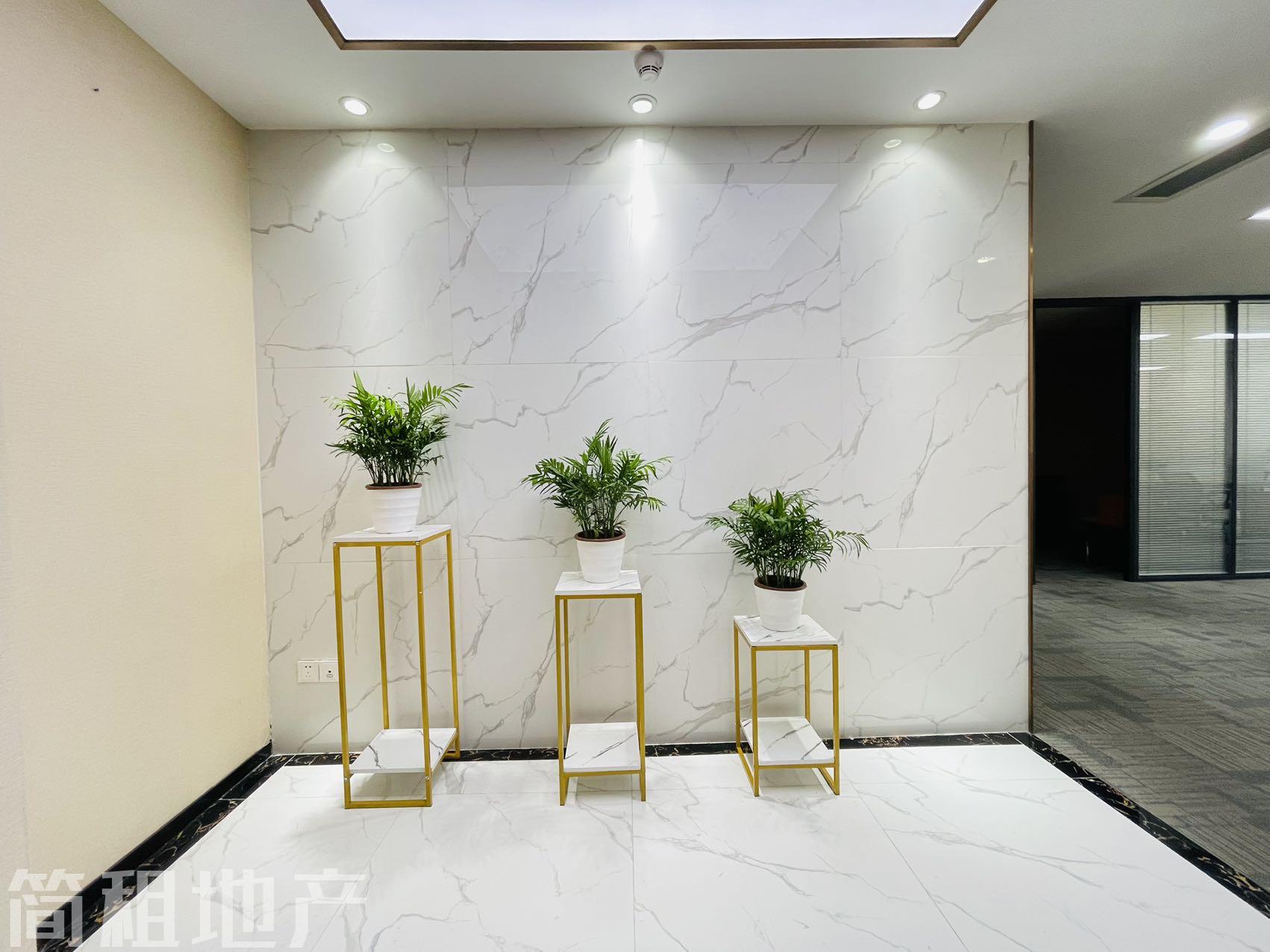 还价就租 大小任选 配齐家具 性价比超高 比克科技大厦