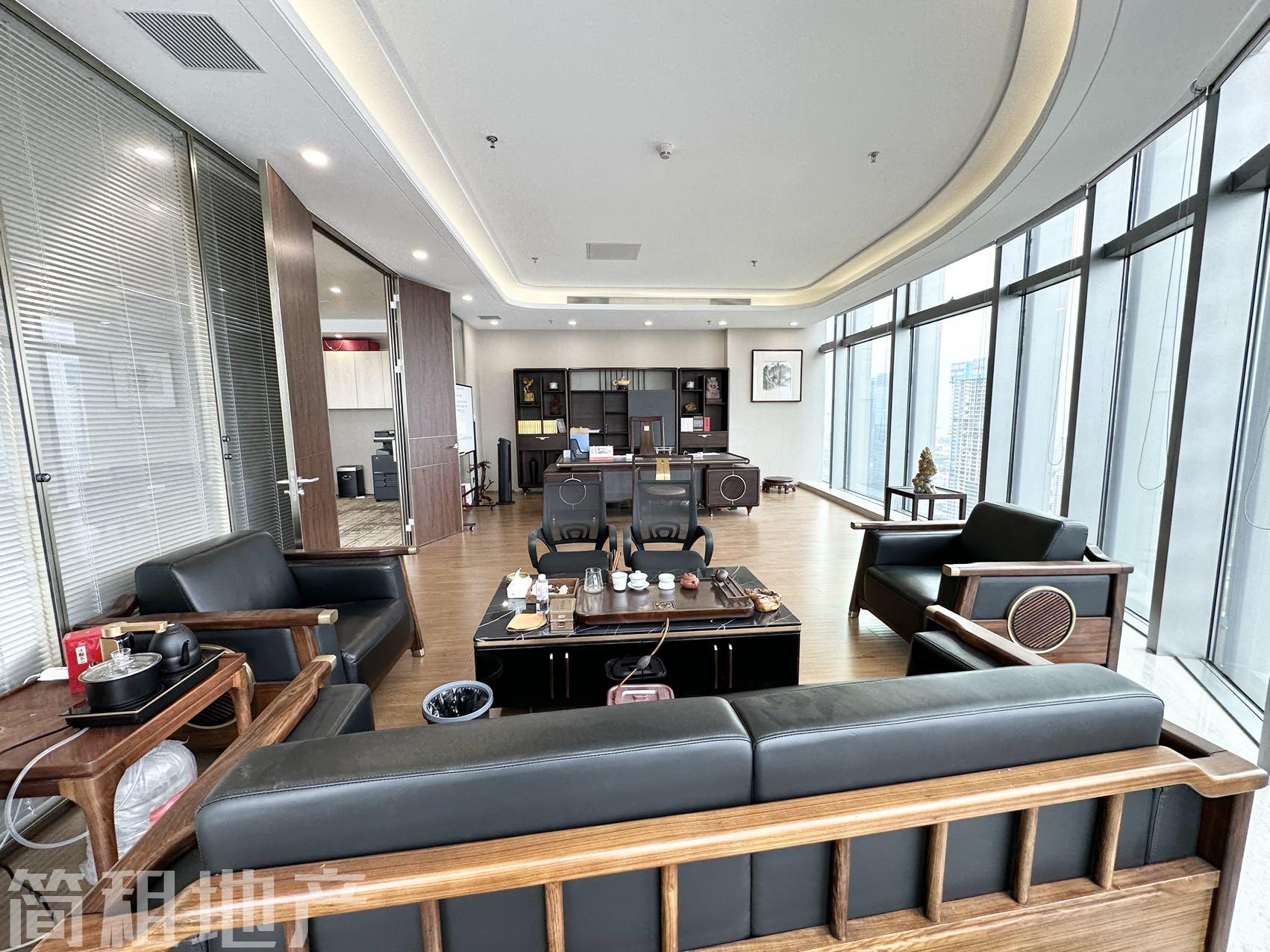 千万级豪装办公出租 壹方中心高层整层带全套家私