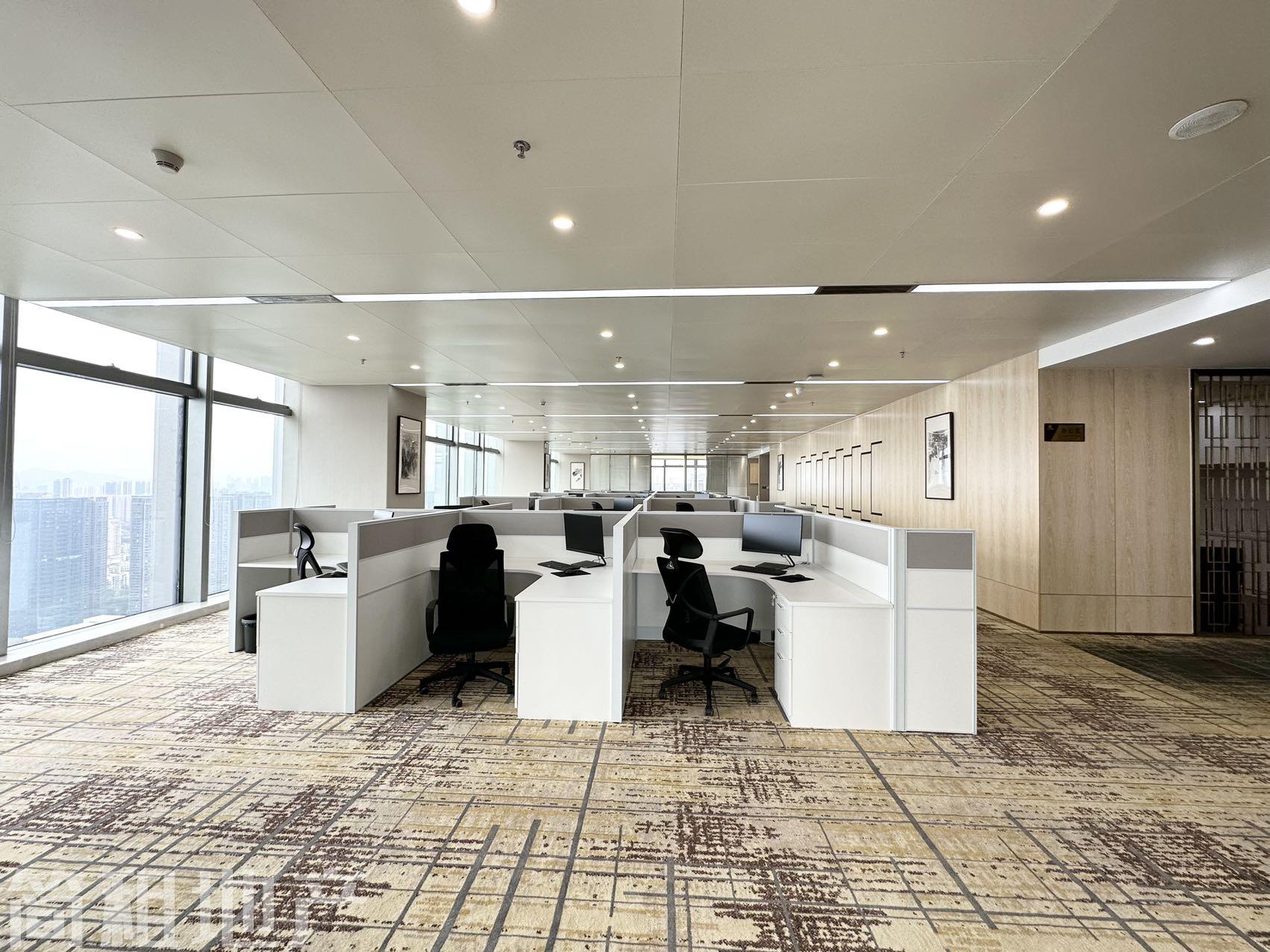 千万级豪装办公出租 壹方中心高层整层带全套家私