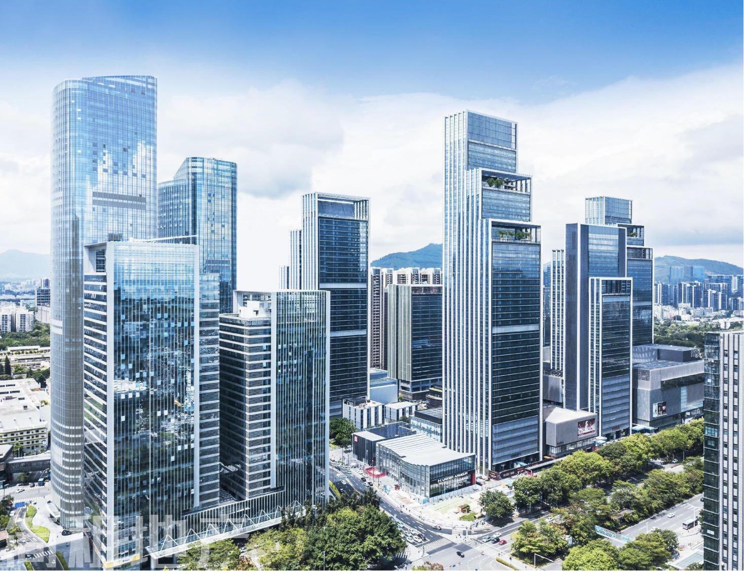 东南双面采光 华润置地大厦电梯口精装办公室招租