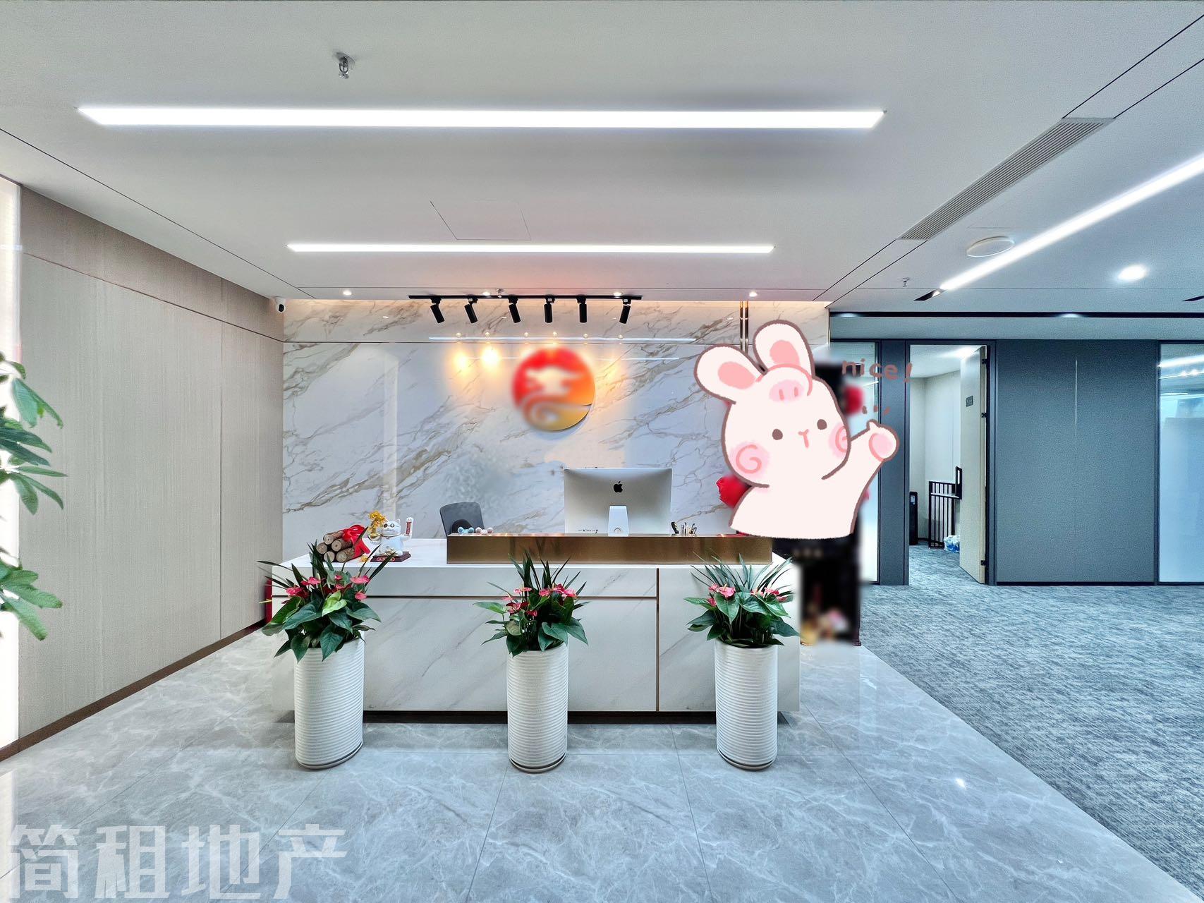 带百万高端家私 华润置地大厦精装电梯口单位招租