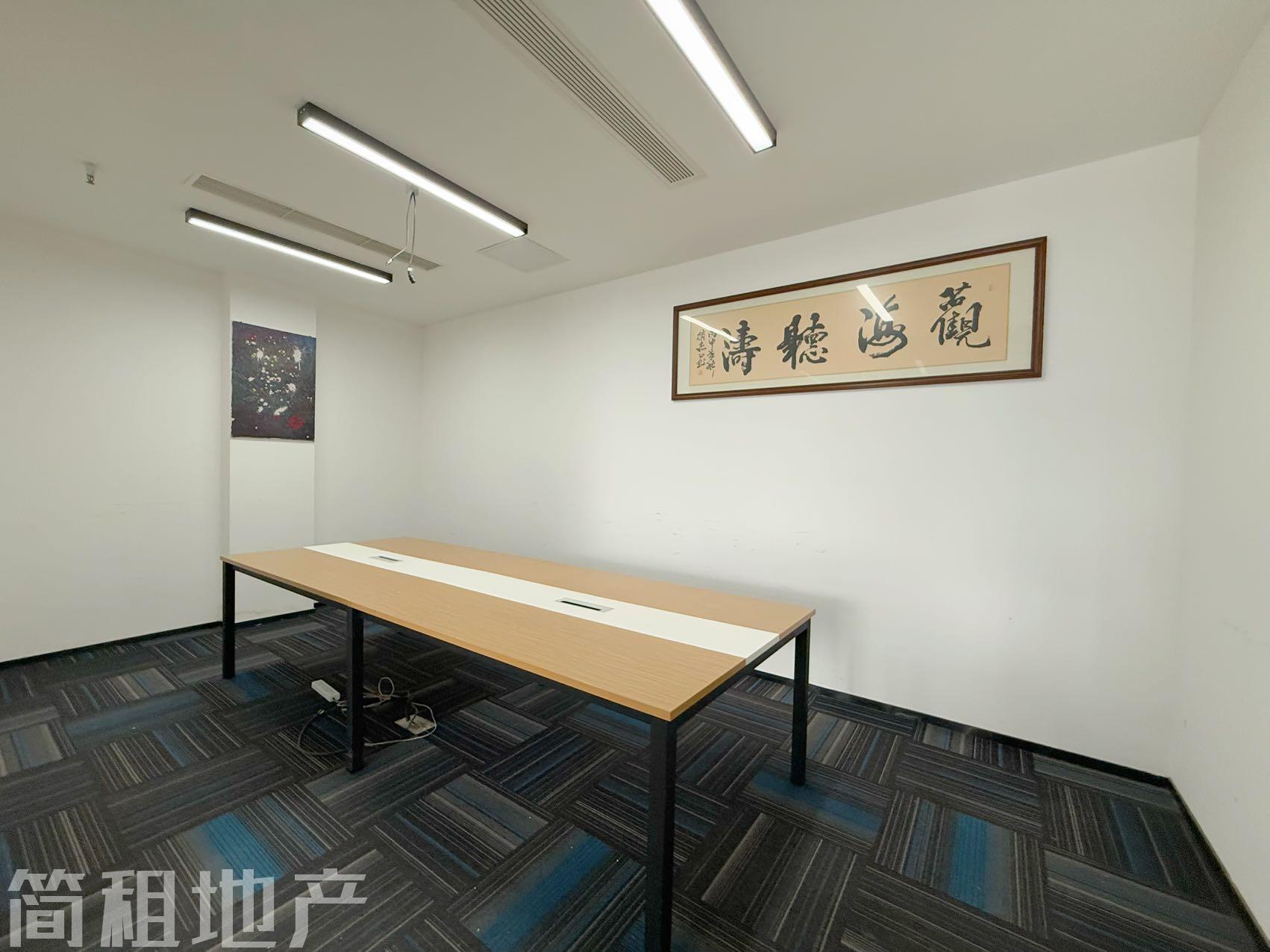  深大双地铁口 麻雀岭工业区5+1格局 业主直租使用率7成