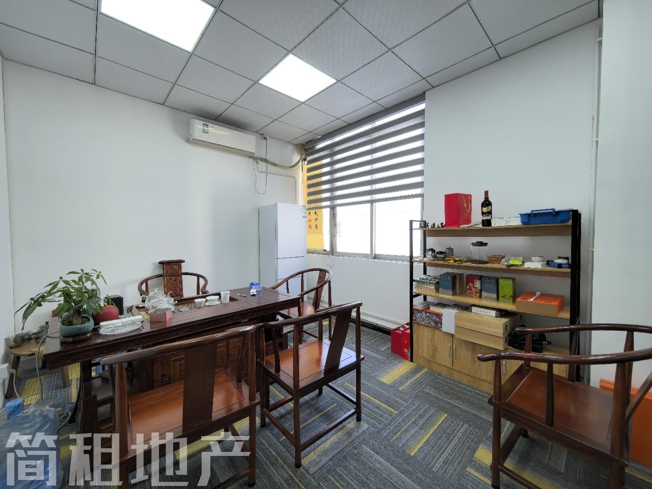  深大站 麻雀岭工业区7+1格局东南双面采光 业主直租使用率7成